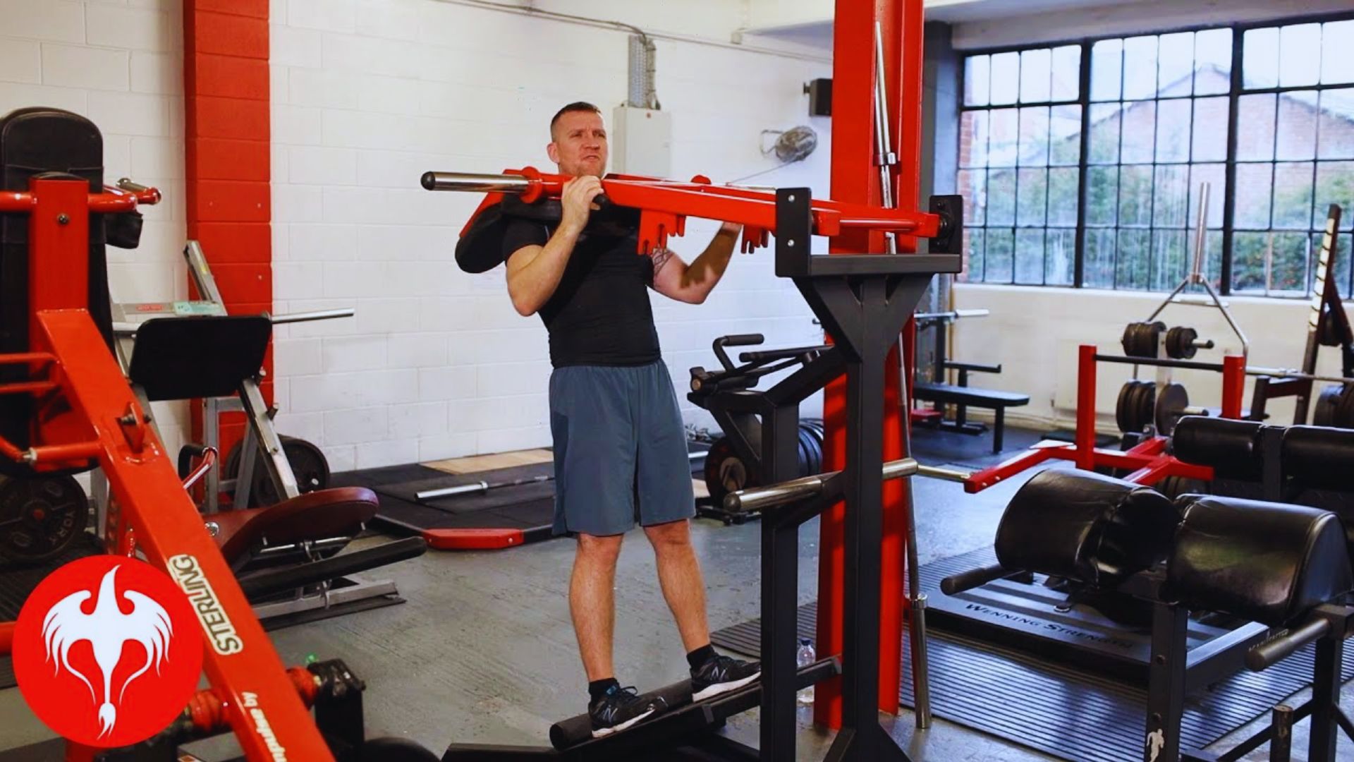 Leverage Squat Machine