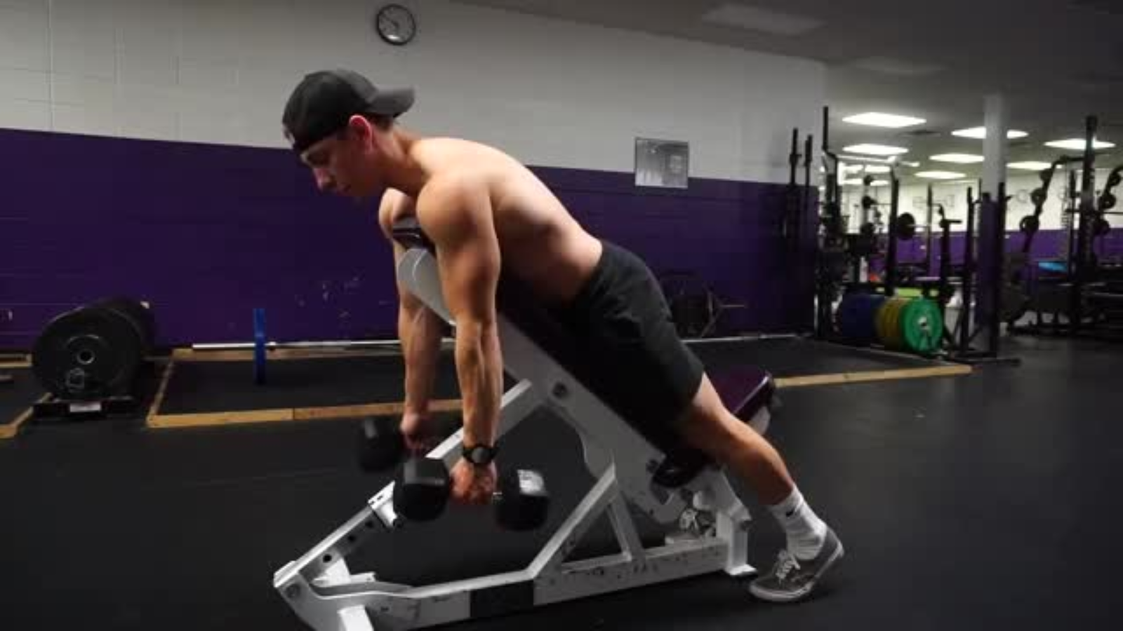  Chest-Supported Dumbbell Rows