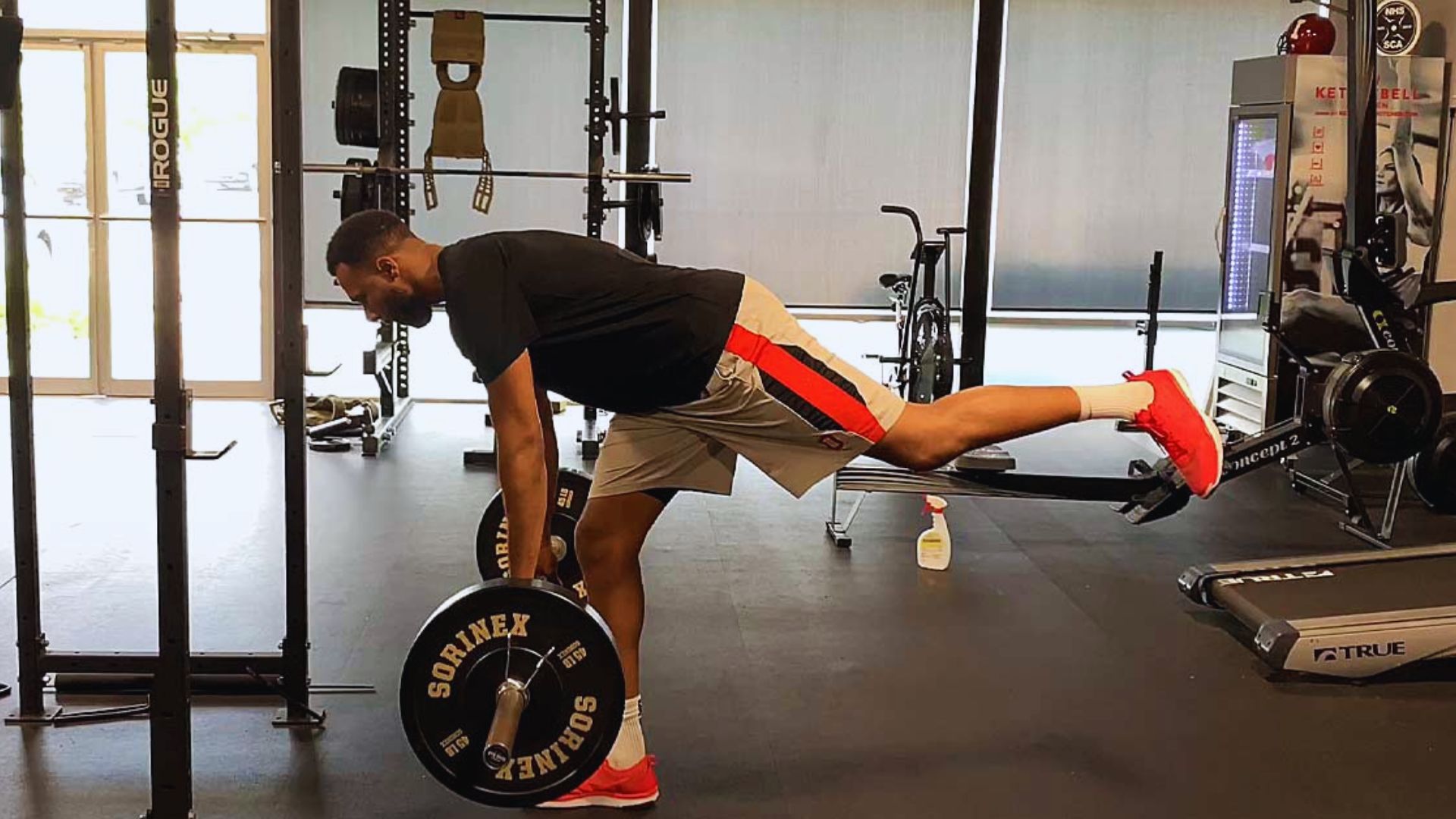 Single-Leg Romanian Deadlift