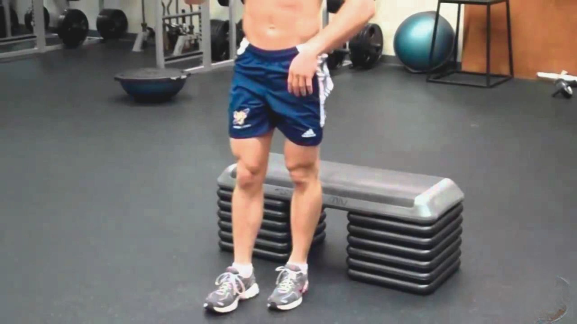 Single-Leg Box Squat