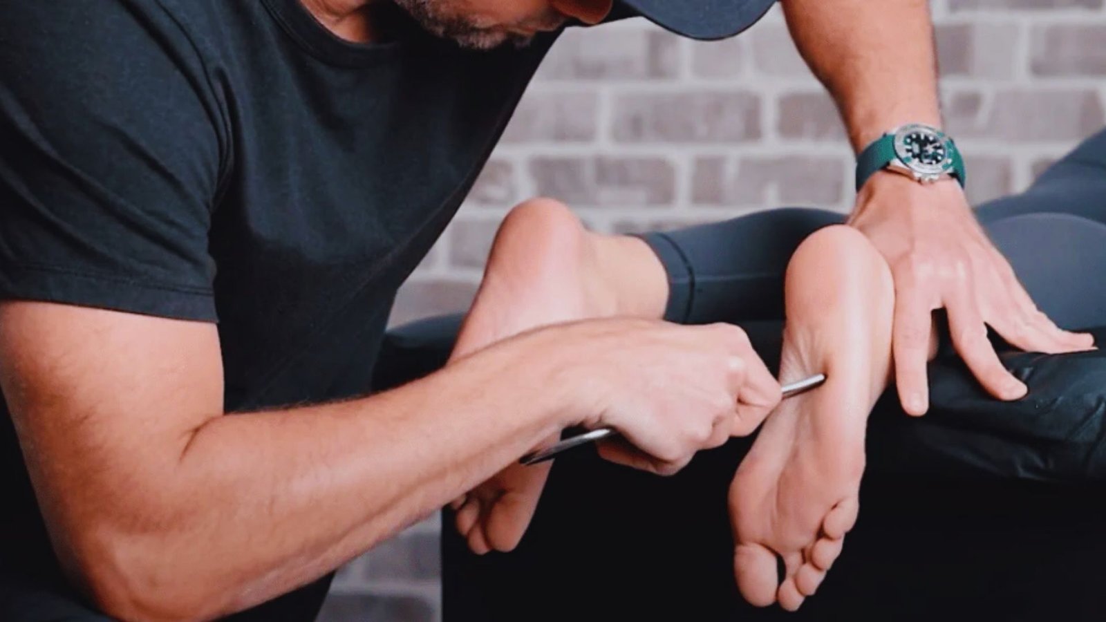 How Massage Helps Plantar Fasciitis