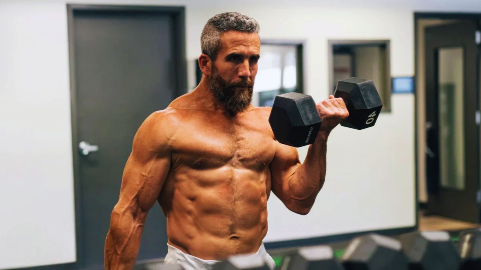 Training Strategies to Build Muscle Without Fat