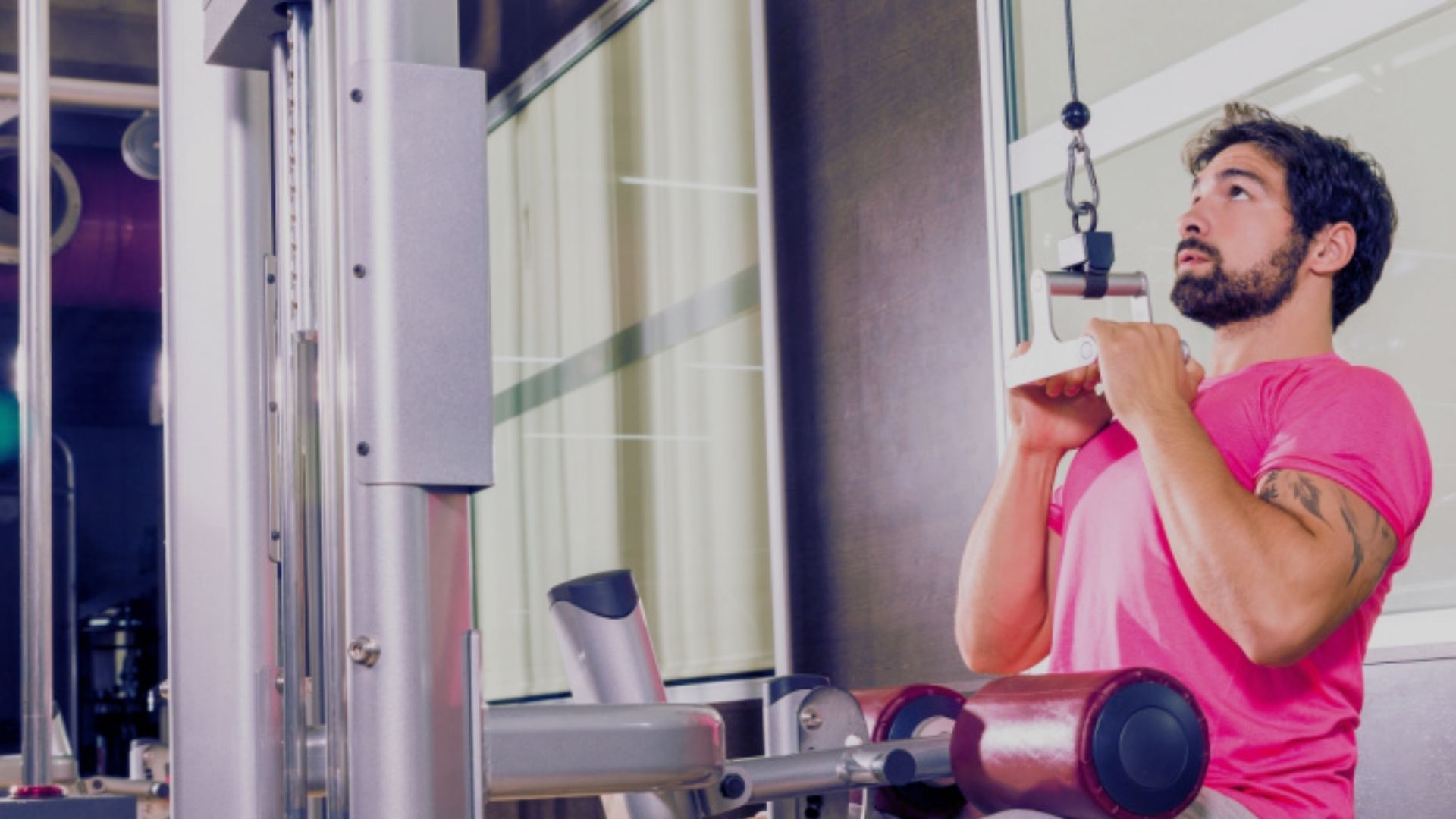 Close-Neutral Grip Pulldown
