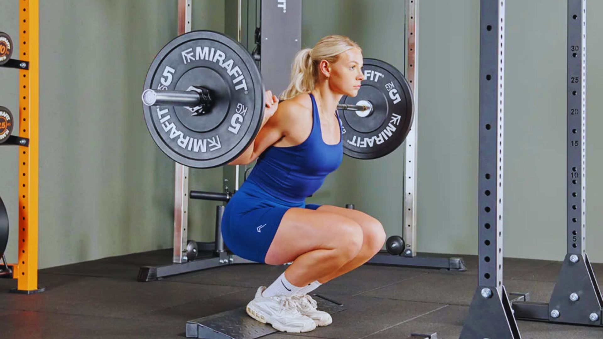 16. Cyclist Squat