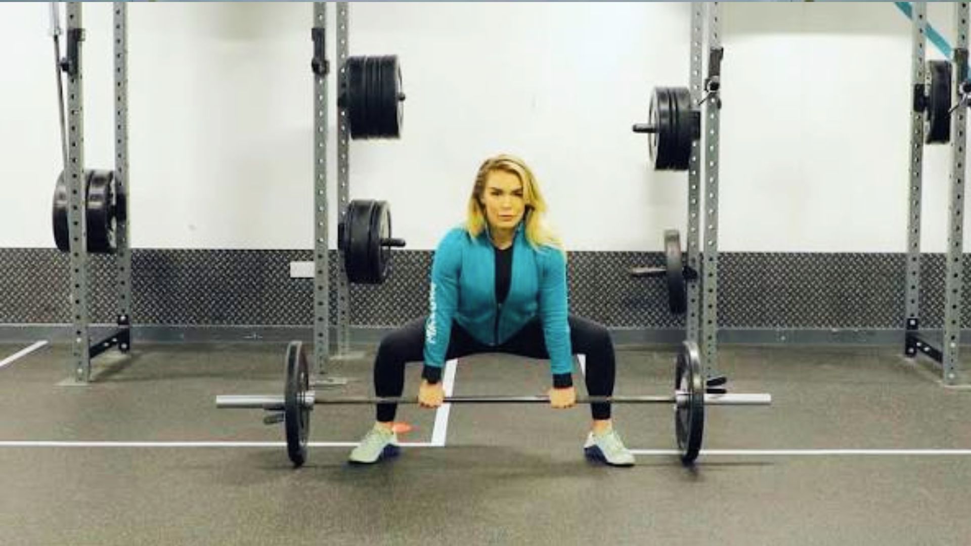 Sumo Deadlifts is one of the Best Upper Glute Exercises